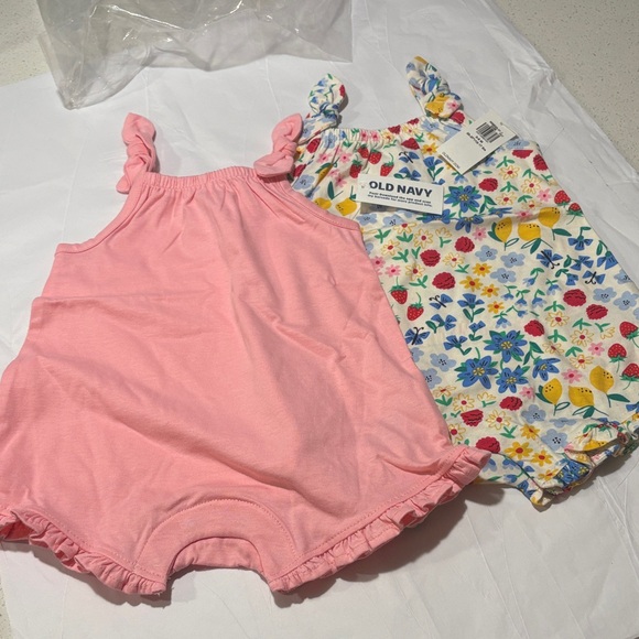 Old Navy Other - Old Navy Pink and Floral Baby Romper Set